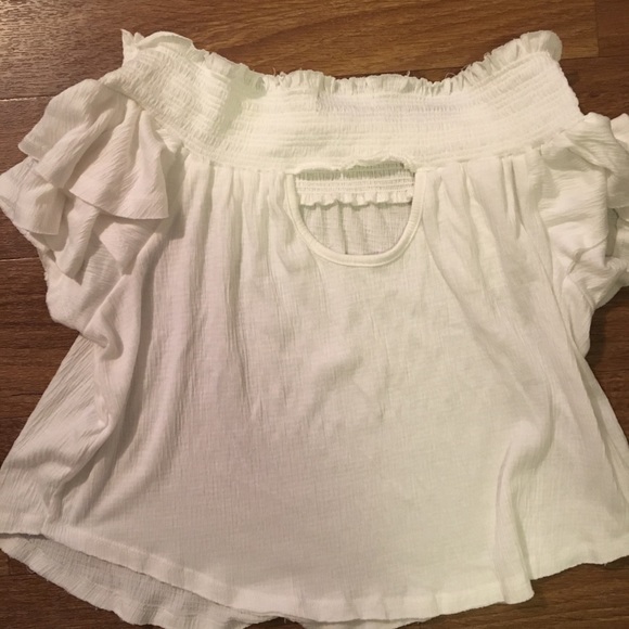 White off the shoulder top - Picture 4 of 5